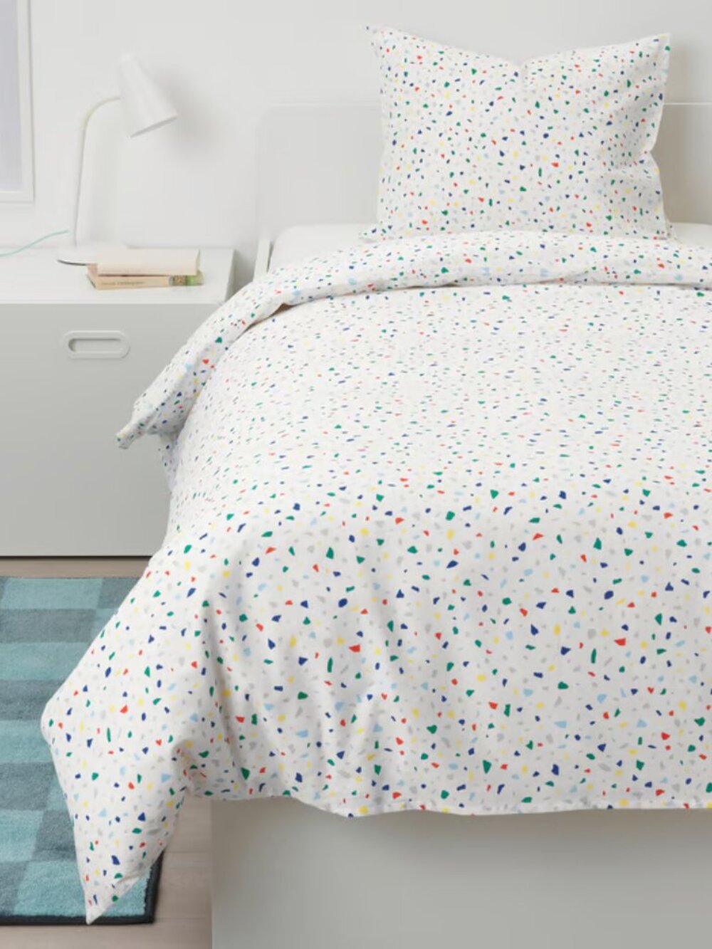 Ikea Duvet cover and Pillowcase set (Twin Size)